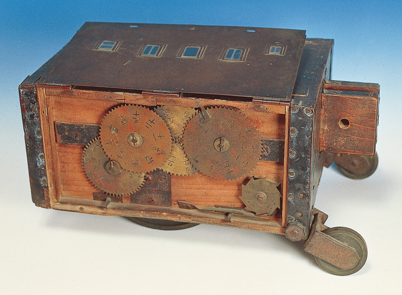 Ryoteisha distance wheel used in Ino Tadataka's survey